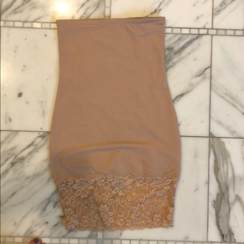 Yummie Tummie strapless shaping slip.  Small Nude